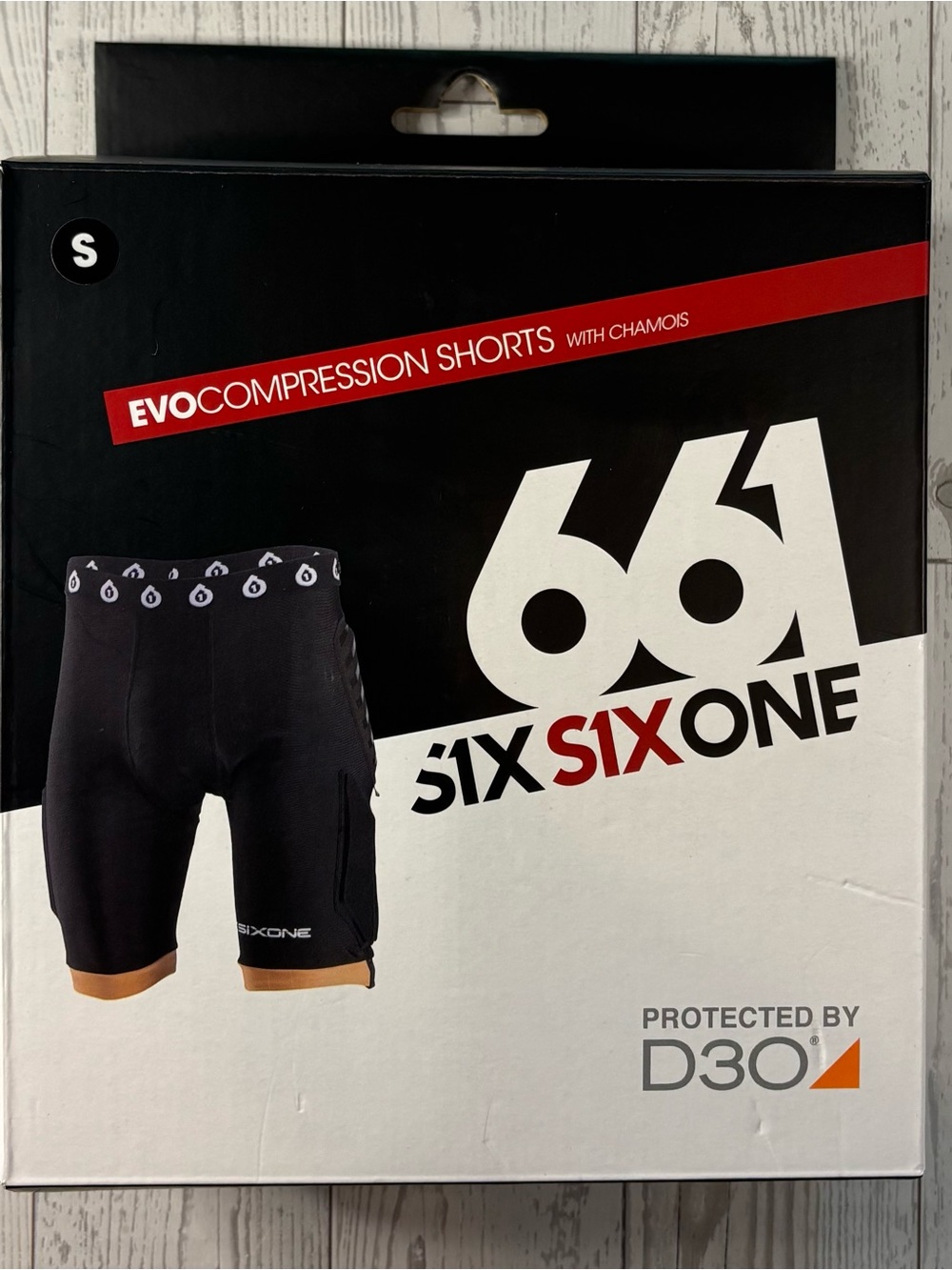 661 SixSixOne EVO Compression Shorts D3O Padded MTB Cycling NWT Small